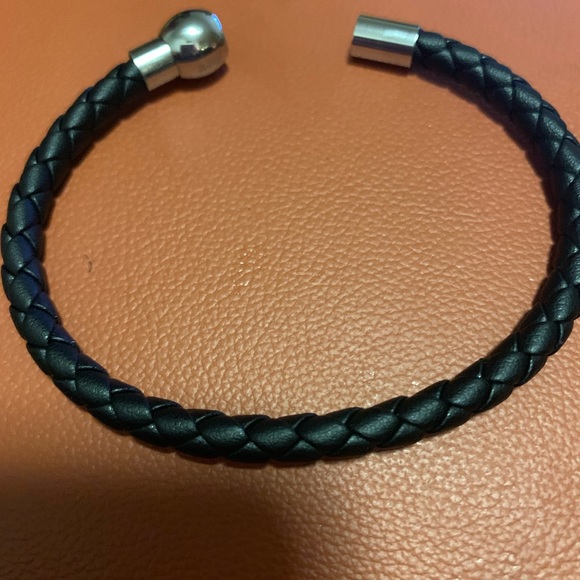 SOLD-Bracelet Unisex - Picture 3 of 4